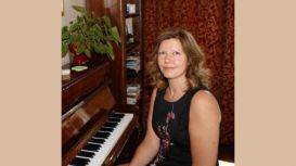 Piano With Samantha Kember